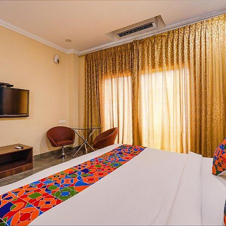 Fabhotel Chris - Nr Vydehi Hospital Бангалор Экстерьер фото